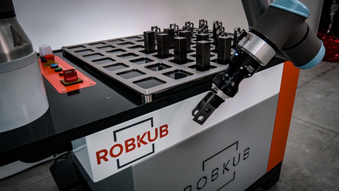 Cobot utilisé dans le cadre d'un projet de robotique collaborative